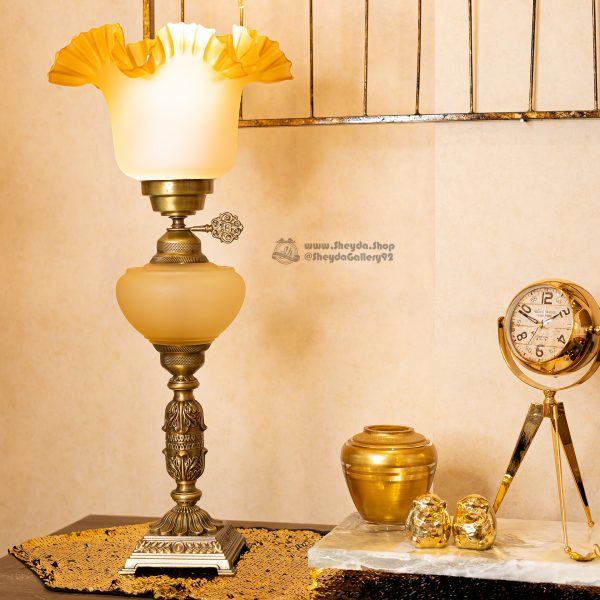 شمعدان سه‌شاخه حباب عسلی مات