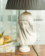 تندیس آباژور دختر