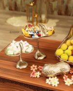 شیرینی خوری قو بزرگ